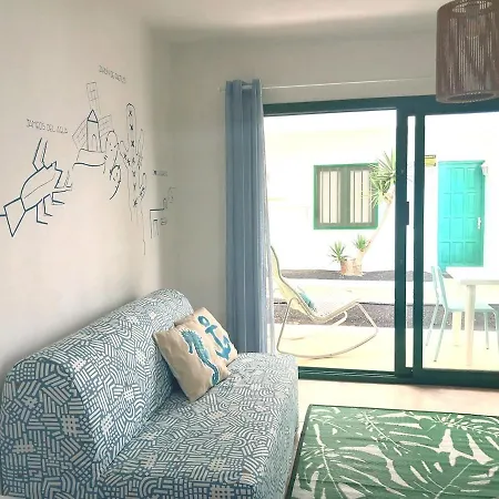 House Near The Sea With Pool Appartement