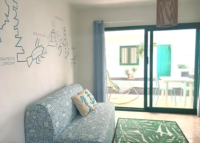 House Near The Sea With Pool Apartamento